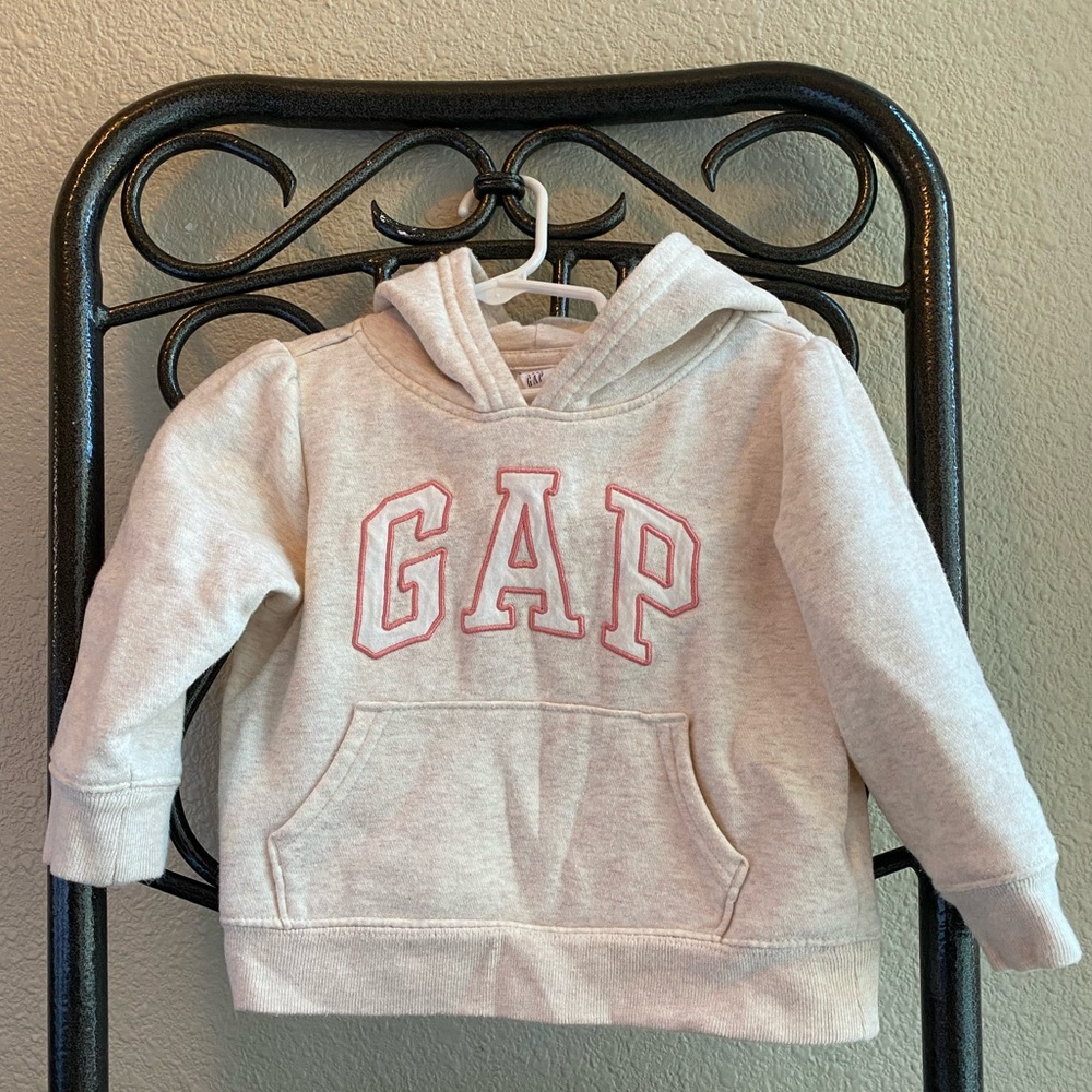Gap Sweatshirt